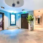 **Royal Suite ** Modern ** Fast - Wifi ** Smart Tv **
